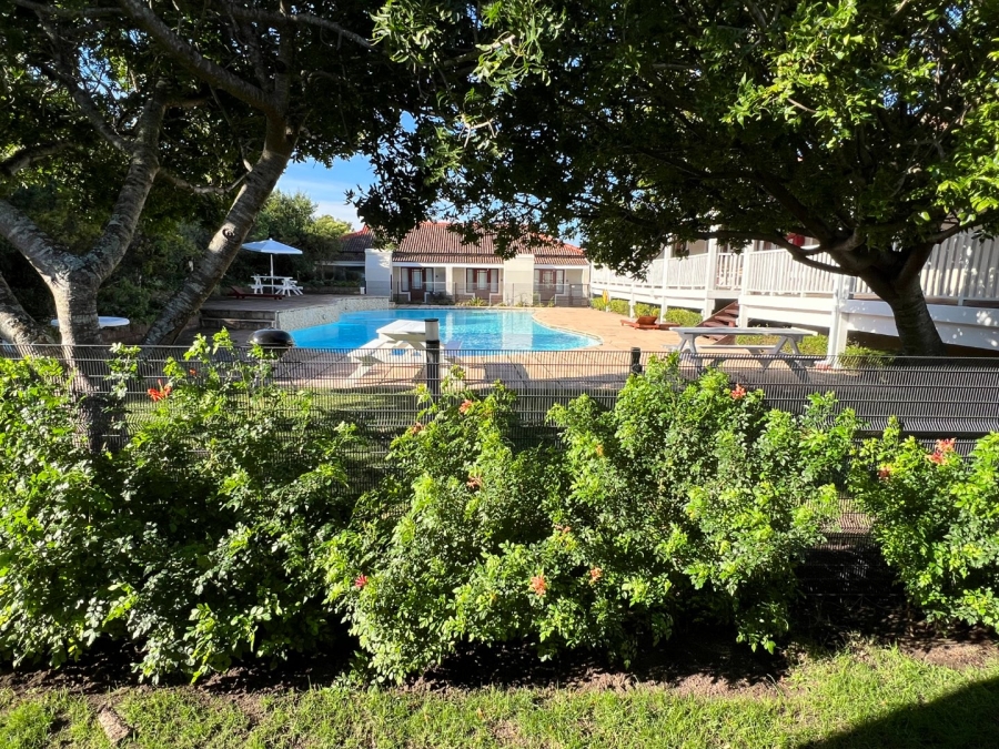  Bedroom Property for Sale in Keurboomstrand Western Cape